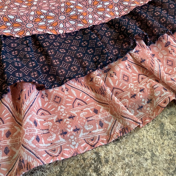 🎉SALE🎉Layered Dress Sleeveless - Sz Small - Picture 1 of 7